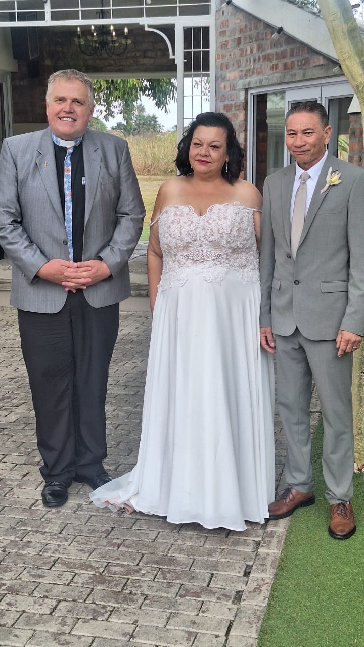 Wedding ceremony by Dr. Gerrit Rademeyer in Porterville